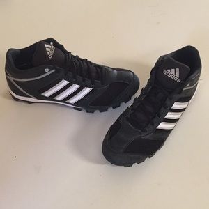 🥎Adidas Softball Cleats🥎